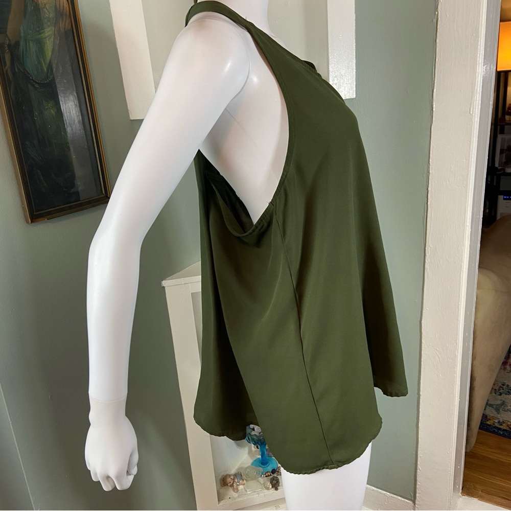 3/$12 Harve Benard Army Green Draped Racerback Tank Top Large L Keyhole - Picture 7 of 12